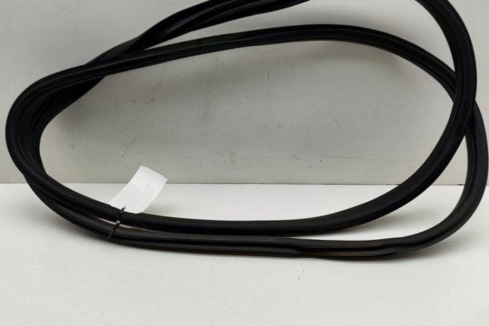 Garnitura ușă st&acirc;nga față TESLA MODEL X 2020 OEM: 1521800-00-A | 31669845