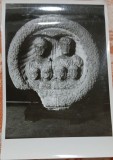 Fotografie, Medalion funerar gasit la Miercurea, datata sec. II-III
