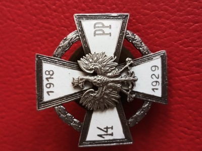 decoratie militara Polonia ,1918-1929 , 14 PP , SUPERBA ,Email si metal .Vulturul cu coroana . foto
