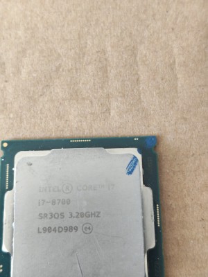 Procesor I7 8700 socket 1151 V2 foto