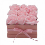Buchet Flori de Săpun &icirc;n Cutie Cadou - 9 Trandafiri Roz - Pătrat