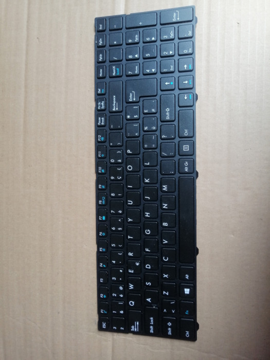 tastatura Medion Akoya E7226T E7223 E7225T MD99310 mp-13a86b0