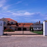 Kit complet automatizare porti autoportante PNI AP800C, motor, roti, fotocelule, telecomanda, lampa, 6 metri cremaliera, 3x2 m s