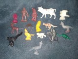15 FIGURINE ROMANESTI ANIMALE UN PITIC UN COSMONOAUT ETC