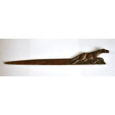 Coupe papier / Cutit corespondenta din bronz - tematica hipica / cal alergand - semnat Klar - anii 1920
