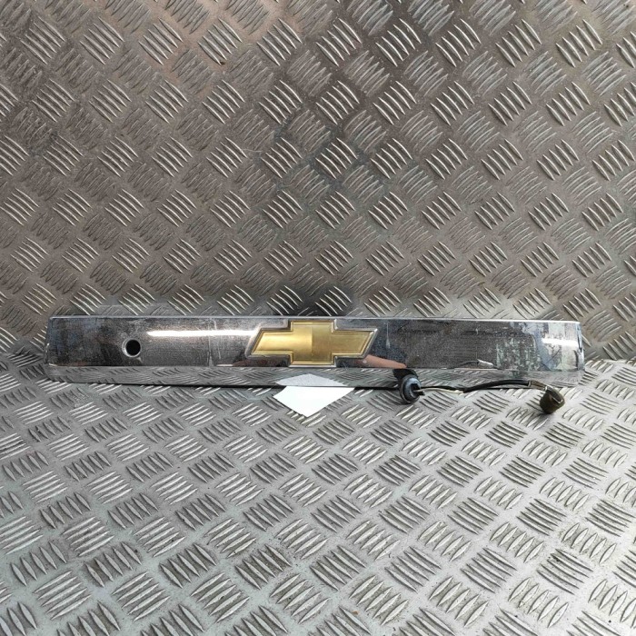 Ornament lampa număr de &icirc;nmatriculare CHEVROLET CAPTIVA C100, C140 2007 OEM: 96624637 31545913