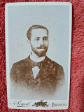 Fotografie tip CDV, barbat cu barba si mustata, inceput de secol XX