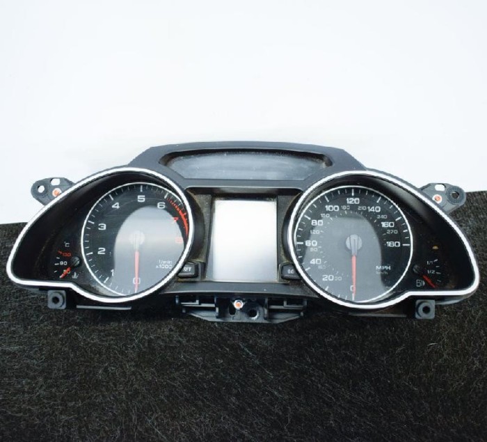 Ceas de bord AUDI A5 8T3 2009 OEM: 8T0920981A 3359730