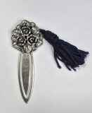 Semn de carte din argint, decorat cu flori de trandafir, Secol XIX