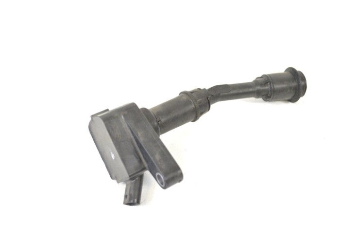 Bobina de inducție de &icirc;naltă tensiune FORD FUSION II 2016 OEM: DS7G-12A366-BB 13507626