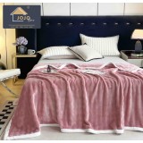 Patura cocolino 200x230cm,gofrata cu bordura alba,roz-F067