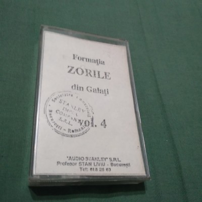 CASETA MUZICA DE PETRECERE-FORMATIA ZORILE VOL 4 ORIGINALA foto