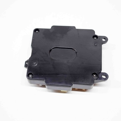 Modul de control ușă dreapta spate TESLA MODEL X 2020 OEM: 1062056-00-D 13828125 foto