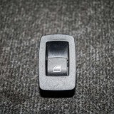Buton geam ușă st&acirc;nga spate BMW 4 Gran Coupe F36 2014 OEM: 9208106 2473108