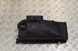 Carcasa filtru de aer (partea superioară) BMW 3 F30, F80 2012 OEM: 70528996 13874610