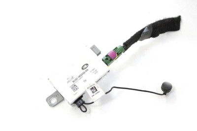 Amplificator de antena LAND ROVER RANGE ROVER IV L405 2014 OEM: BJ32-19G255-AA | 11343023 foto