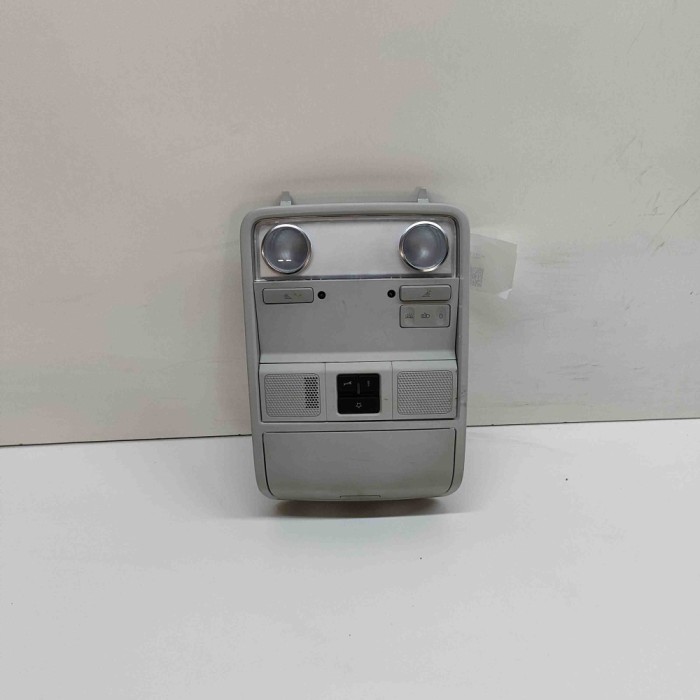 Iluminare interioară VW PASSAT Variant B7 365 2014 OEM: 1K0947105T 30782060