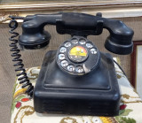 Telefon clasic vintage cu disc rotativ