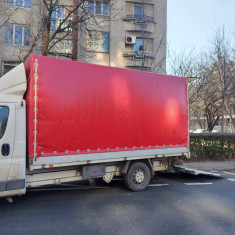 Mutari mobilier transport mărfuri utilaje cu duba cu lift