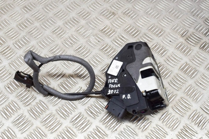 &Icirc;ncuietoare ușă dreapta față FORD FOCUS III 2011 OEM: 915455-102,BF6A-F21812-AD 15422621