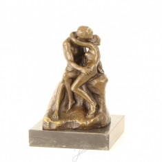 Sarutul - statueta din bronz pe soclu din marmura BR-155
