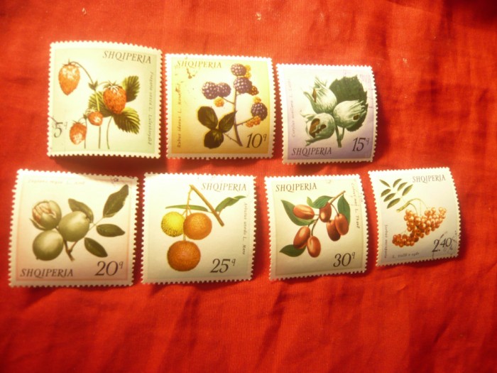 Serie mica Albania 1972 - Fructe 7 val. stampilate