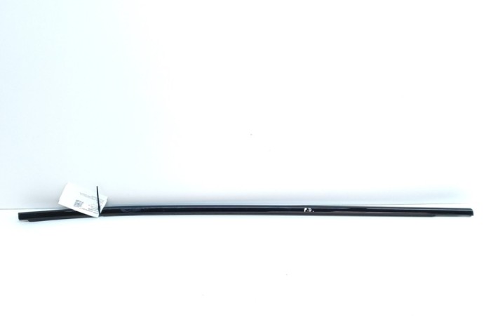Chedar geam ușă dreapta față SKODA SKODA ENYAQ iV SUV 5AC, 5AZ 2022 OEM: 5LA837476A 23564326