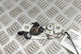 &Icirc;ncuietoare capota JEEP Avenger J2 2025 OEM: 1AR0117000 | 31943917