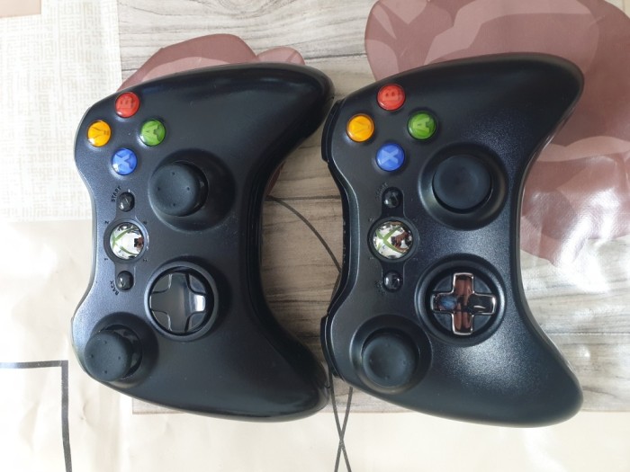 Set două controllere XBOX 360