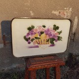 Tavă veche din porțelan, pictată. Tava veche. Made in Cehoslovakia.