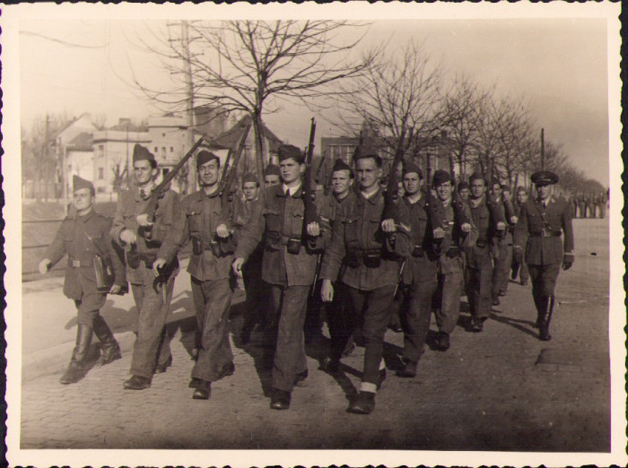 HST P1615 Poză militari rom&acirc;ni aviație 1943 București