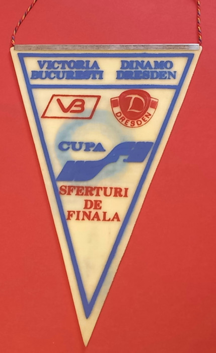 Fanion meci fotbal VICTORIA BUCURESTI-DINAMO DRESDA (UEFA 28.02.1989)