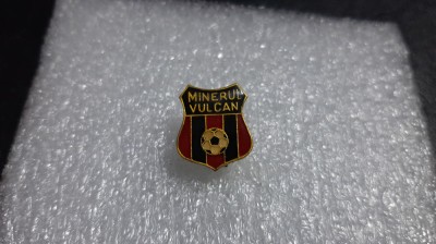 Insigna Minerul Vulcan foto