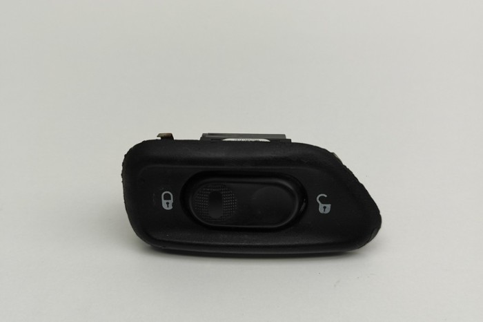 Comutator &icirc;nchidere centralizată JEEP WRANGLER III JK 2015 OEM: 28259541 30321931