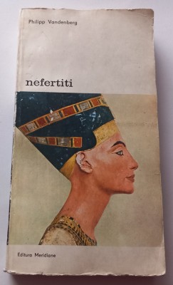 Philipp Vandenberg - Nefertiti foto