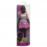 Cumpara ieftin Papusa Barbie Fashionista Afro-Americana Cu Rochie Peach, Mattel