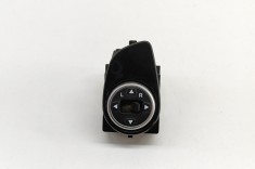 Comutator de reglare oglinda HYUNDAI i20 GB 2014 OEM: 299140228 29056867