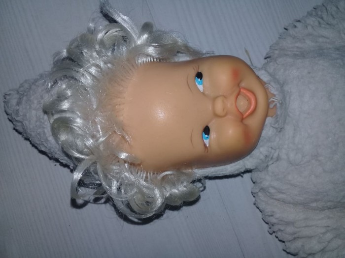 papusa veche per.Comunista 58 cm,Papusa veche plus,pozele reprezinta realitatea