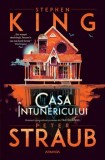 Cumpara ieftin Casa intunericului. Romanul care continua povestea din Talismanul/Stephen King, Peter Straub, Nemira