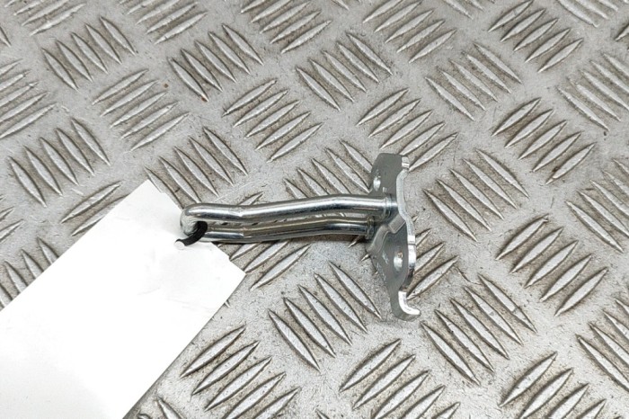 Zăvor de siguranță haion BMW iX I20 2022 OEM: 7954136 27857746