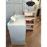 AIYAPLAY Magazin de jucărie din lemn, casă de marcat, alimente de jucărie, tablă neagră și 44 accesorii, pentru 3-6 ani | Aosom Romania