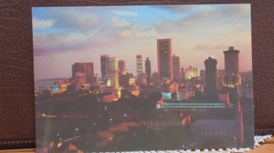 SINGAPORE - VEDERE DE NOAPTE A CENTRULUI COMERCIAL - NECIRCULATA - foto