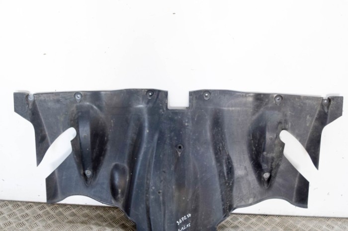 Scut motor central spate TESLA MODEL Y 2022 OEM: 1498771-00-D 15079730