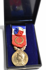 Medalie Republique Francais Ministere du Travail - Decoratie Franta 1985 #2 foto