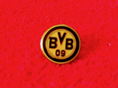 Insigna fotbal - BORUSSIA DORTMUND (Germania) foto