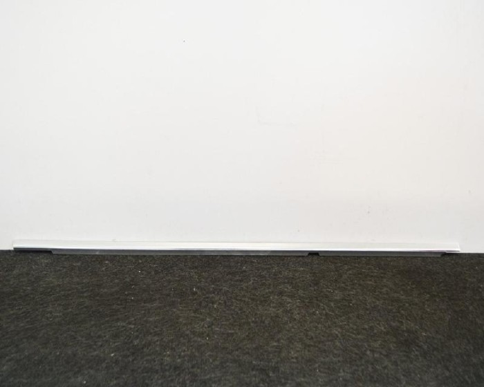 Chedar geam ușă dreapta spate MERCEDES-BENZ E W212 2012 OEM: A2127350265 2961940