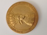 Medalie bronz aurit Petru Rares domn al Moldovei , Manastirea Harlau ,1390-1990 ,600 de ani de la atestarea documentara .Societatea Numismatica Romana