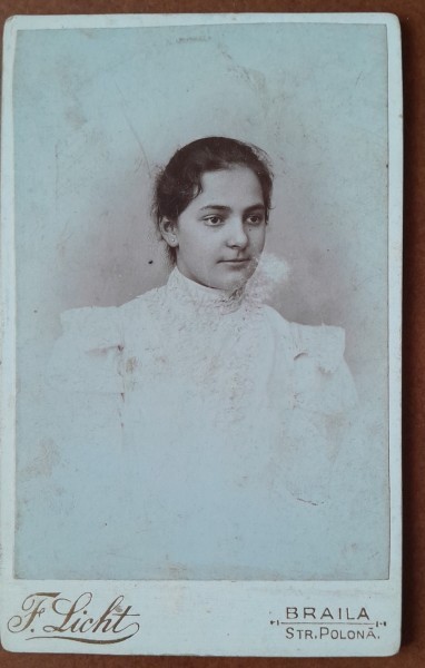Fotografie tip CDV, adolescenta, inceput de secol XX