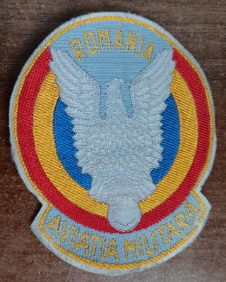 C7 123 - Ecuson tematica militara - aviatia militara romana - piesa de colectie foto