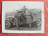 Fotografie, prieteni la plimbare cu masina, 1929